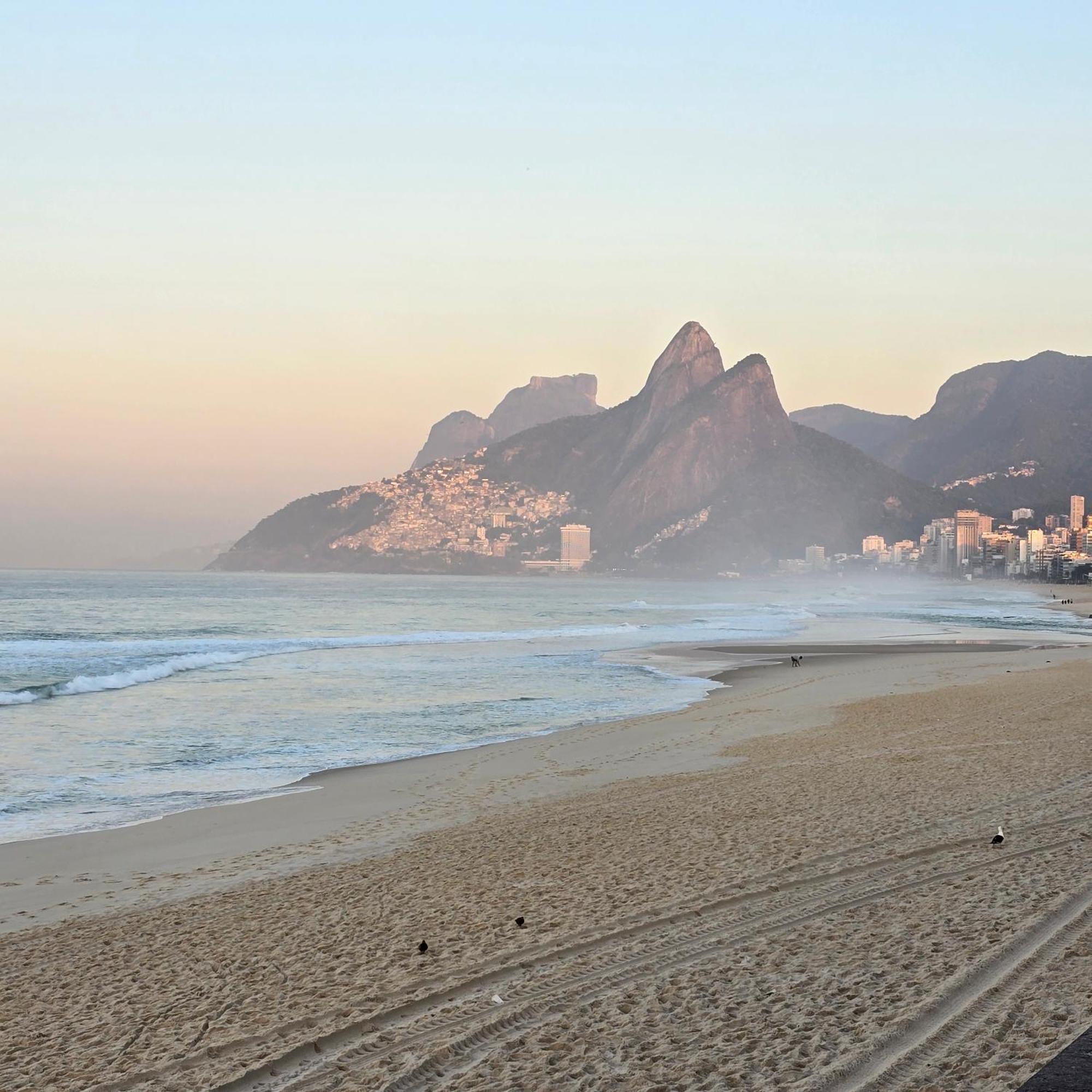 Apartamento Rio Spot Leblon T041 *